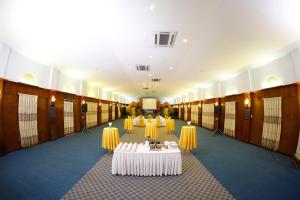 Møterom og/eller konferanserom på KMA Bagan Hotel