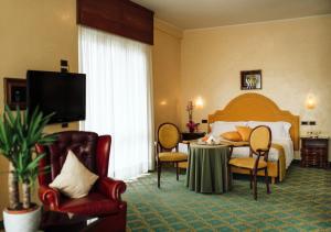 Posezení v ubytování Grand Hotel Excelsior
