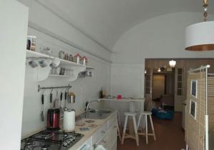 Dapur atau dapur kecil di Anna Home in Chiaia