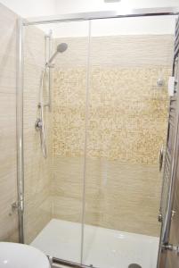 A bathroom at RomAmourHouse