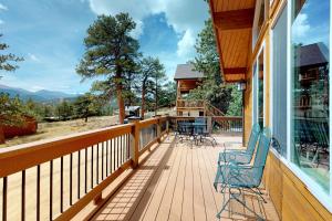 Gallery image of Twin Pines Cabin in Estes Park