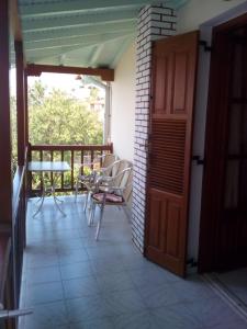 A balcony or terrace at Pansion Matoula