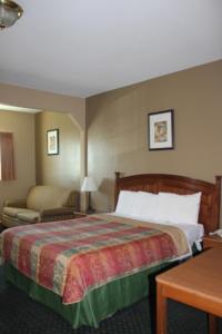 Gallery image of Holland Inn and Suites in Taft