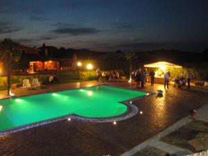 The swimming pool at or close to Agriturismo La Valle Di Ceri
