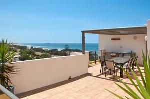 Afbeelding uit fotogalerij van Meridian Alex Beach Apartments in Alexandra Headland