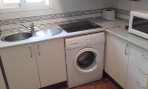 Кухня или мини-кухня в apartamento Isleta del Moro, Cabo de Gata
