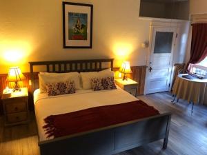 Postel nebo postele na pokoji v ubytování Hotel San Ramon