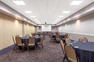 Konferenční prostory v ubytování AmericInn by Wyndham Mankato Event Center near MSU