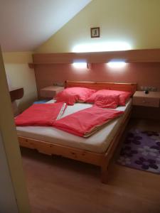 Czermann Panzió és Étterem 2840 Oroszlány, Alkotmány út 10. kép - 2