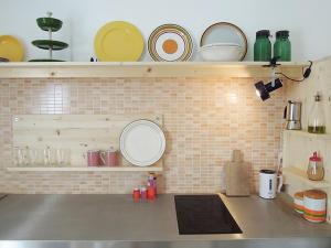 Una cocina o kitchenette en Design Double View Flat