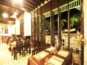 Restoran atau tempat makan lain di Dee Andaman Hotel