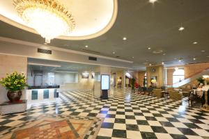 Vstupní hala nebo recepce v ubytování Tottori Onsen Hotel Monarque Tottori + 37 fotografií