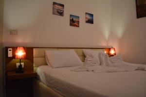 Bobi Hotelにあるベッド