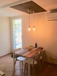 Fotografie z fotogalerie ubytování Villa Benaco v destinaci Pozzolengo