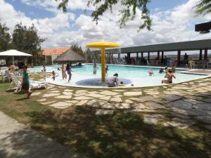 Imagen de la galería de Flat Fazenda Monte Castelo-Ao lado da Piscina, en Gravatá