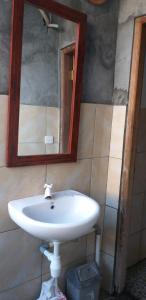 Ένα μπάνιο στο Amed Sari Beach Guesthouse +49 φωτογραφίες