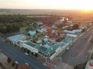 Gallery image of Orbost Club Hotel in Orbost