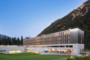 Foto da galeria de Alpenhotel Ammerwald em Reutte