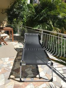 Afbeelding uit fotogalerij van Moderne Ferienwohnung mit Traumseeblick Lago Maggiore in Luino