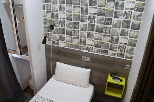 Zdjęcie z galerii obiektu Hostal Abril Madrid w Madrycie