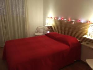 Posteľ alebo postele v izbe v ubytovaní Apartamento Rosi de MALAGA