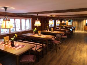 Restaurace v ubytování Berggasthof Obere Firstalm