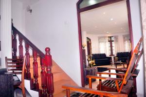 Area soggiorno di Power Zone Guest House