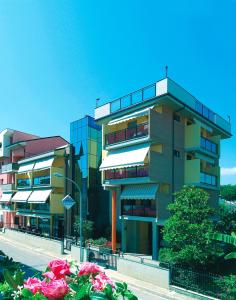 Gallery image of Hotel Residence Margherita in Tortoreto Lido