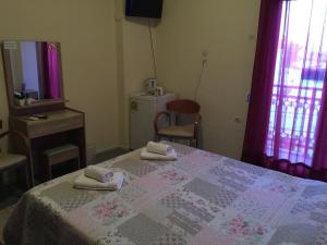 Gallery image of Platanos Rooms in Agia Marina