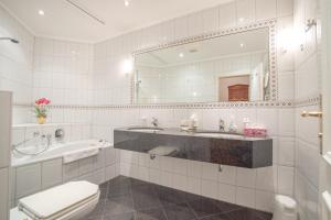 Koupelna v ubytování Hotel Residenz Rennhack