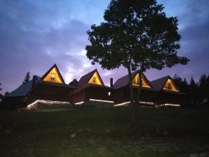 Foto sihtkohas Sekulić  asuva majutusasutuse Lodge Nagramak galeriist
