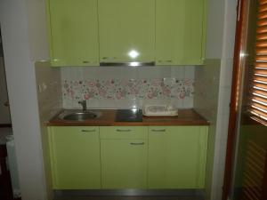 Zdjęcie z galerii obiektu Apartments in Starigrad-Paklenica 33853 w mieście Starigrad-Paklenica