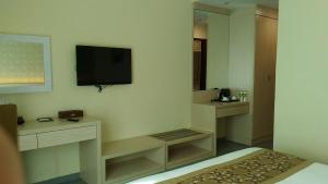 TV a/nebo společenská místnost v ubytování MidCity Hotel Melaka