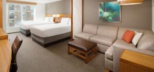 Postel nebo postele na pokoji v ubytování Hyatt Place Lubbock