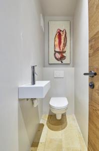 Ένα μπάνιο στο LALA home Chalet & Appartement