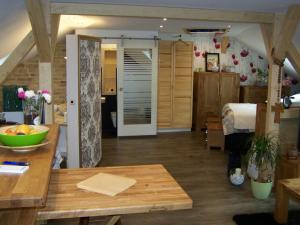 Kuchyň nebo kuchyňský kout v ubytování Loft-Ferienwohnung zur "Kfz-Schenke"