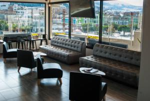 Hotel Plaza Carnaval的休息区