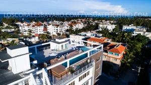Nespecifikovaný výhled na destinaci Punta Cana nebo výhled na město při pohledu z apartmánu