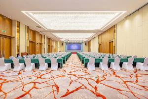 Kawasan bisnes dan/atau bilik persidangan di Jinling Grand Hotel Nanchang +70 gambar