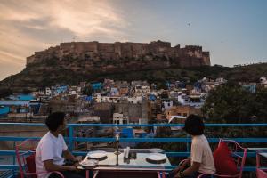 ジョードプルにあるZostel Jodhpur, Clock Towerの一団 +34枚の写真