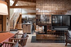Kuhinja oz. manjša kuhinja v nastanitvi Kitzbühel Lodge