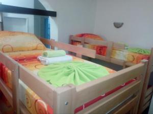 Ένα ή περισσότερα κρεβάτια σε δωμάτιο στο Hostel Corner 021