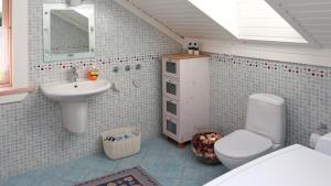 Koupelna v ubytování Veerpalu Villa + 21 fotografií