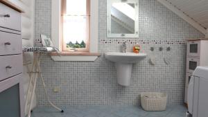 Koupelna v ubytování Veerpalu Villa