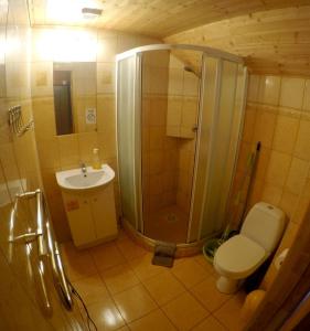 A bathroom at Küljemäe puhkemaja