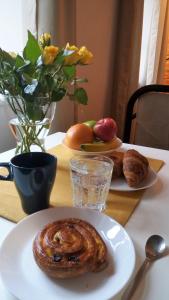 אפשרויות ארוחת הבוקר המוצעות לאורחים ב-Apartment Úvoz Street 64
