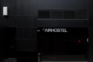 Airhostel Barcelona Airport 24h的证书、奖牌、标识或其他文件