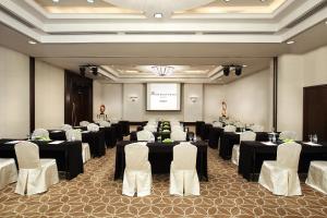 Zona business o sala conferenze di Rendezvous Hotel Singapore by Far East Hospitality