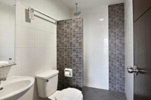 Koupelna v ubytování Express Inn Cebu Mabolo