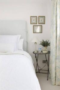 เตียงในห้องที่ 9 Elmleigh